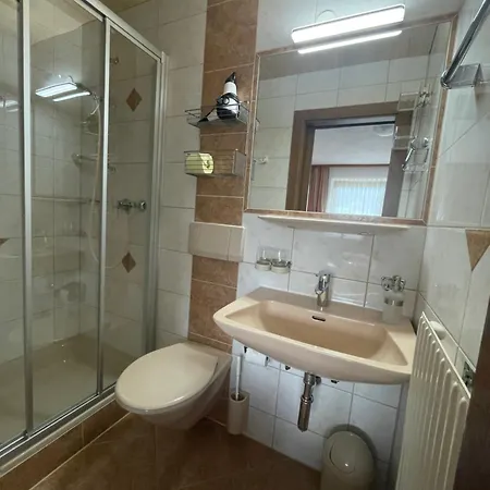 Gasteheim Lederle Guest house Jerzens