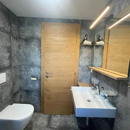 Guest house Gasteheim Lederle 2*