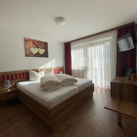 Guest house Gasteheim Lederle 2*