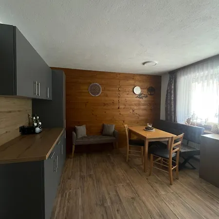Gaesteheim Lederle Pensión 3*